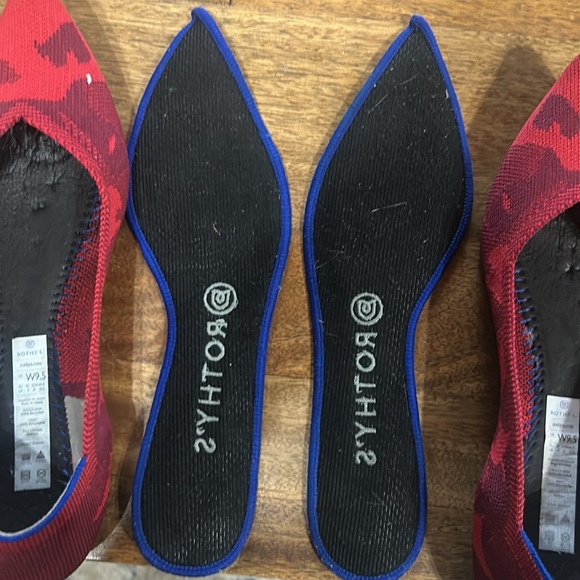 Rothy’s The Point Red Camo Pointed Toe Flats (Retired Print) - Picture 11 of 12